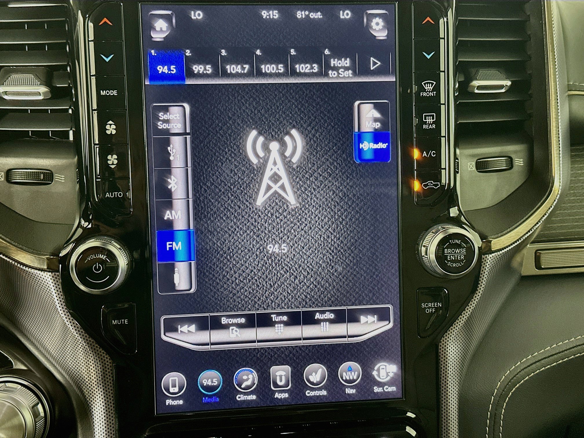 Used 2019 RAM 1500 Limited AWD/4WD image 21
