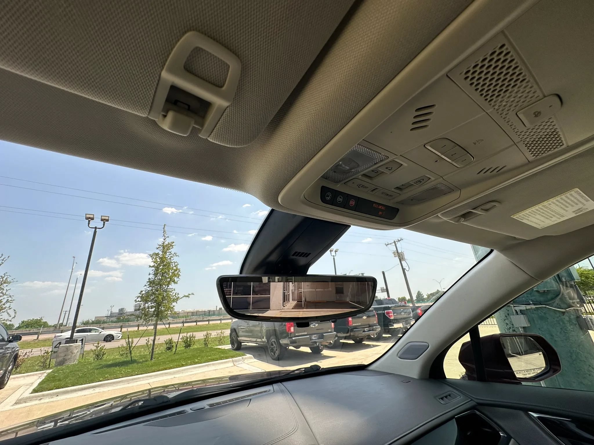 Used 2020 Cadillac XT6 Premium Luxury FWD image 24