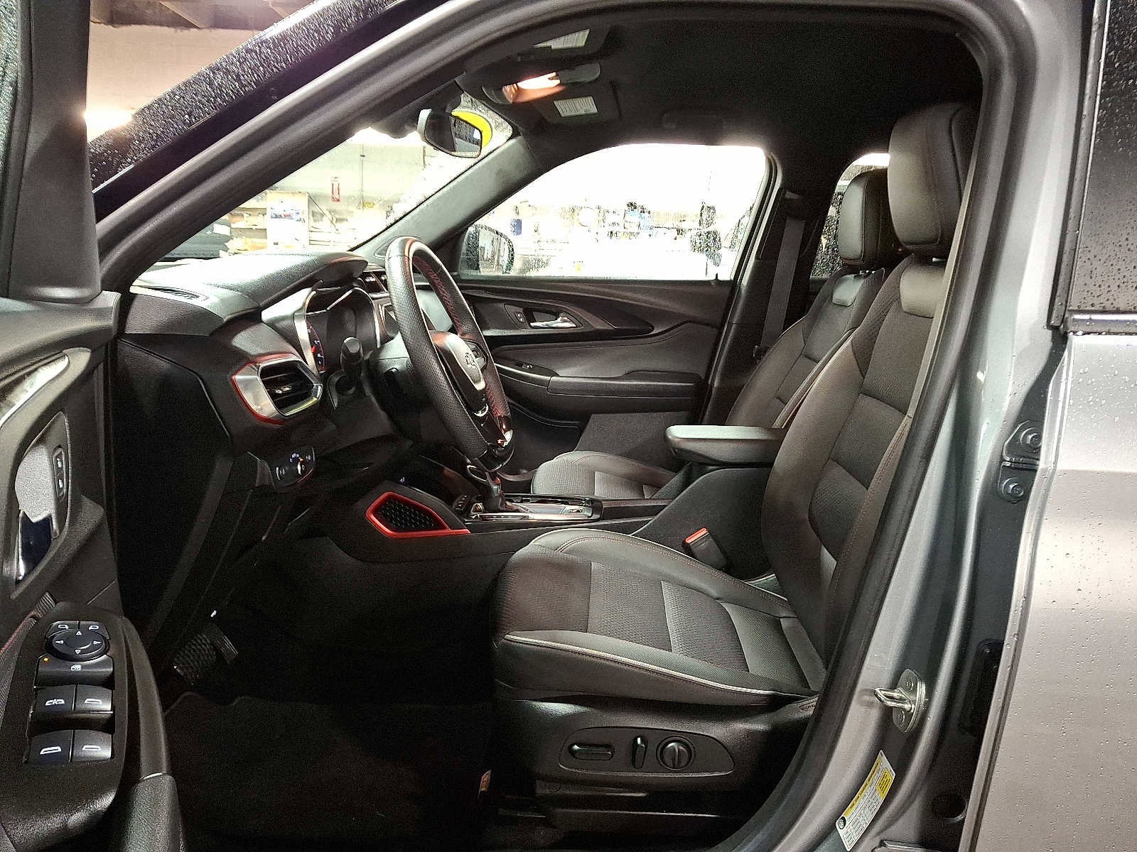 Used 2023 Chevrolet TrailBlazer RS image 13