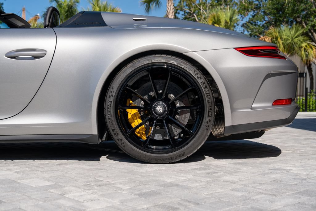 Used 2019 Porsche 911 Speedster RWD image 77