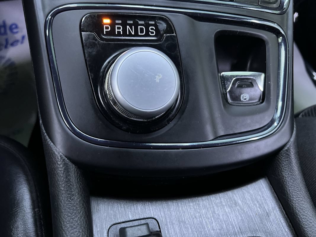 Used 2016 Chrysler 200 S w/ Navigation & Sound Group I FWD image 24