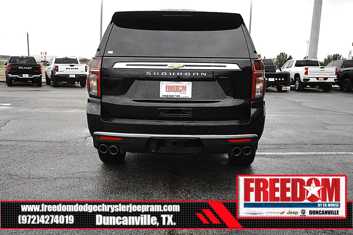 Used 2023 Chevrolet Suburban High Country AWD/4WD image 4