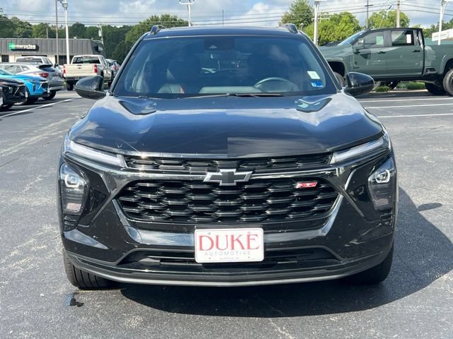 Used 2025 Chevrolet Trax RS w/ Sunroof Package FWD image 20