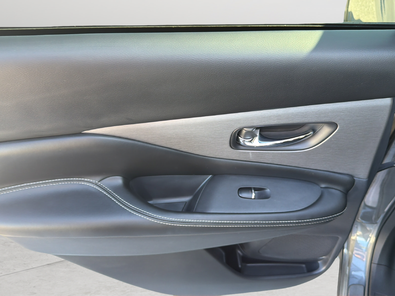 Certified 2022 Nissan Murano SL FWD image 34