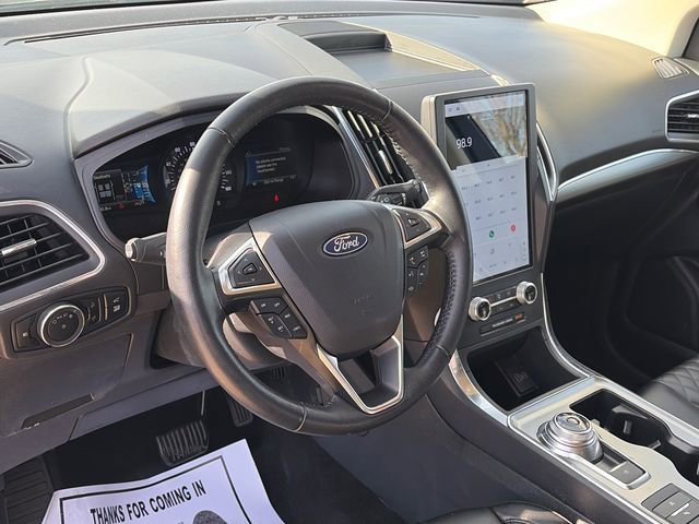 Used 2024 Ford Edge Titanium image 18