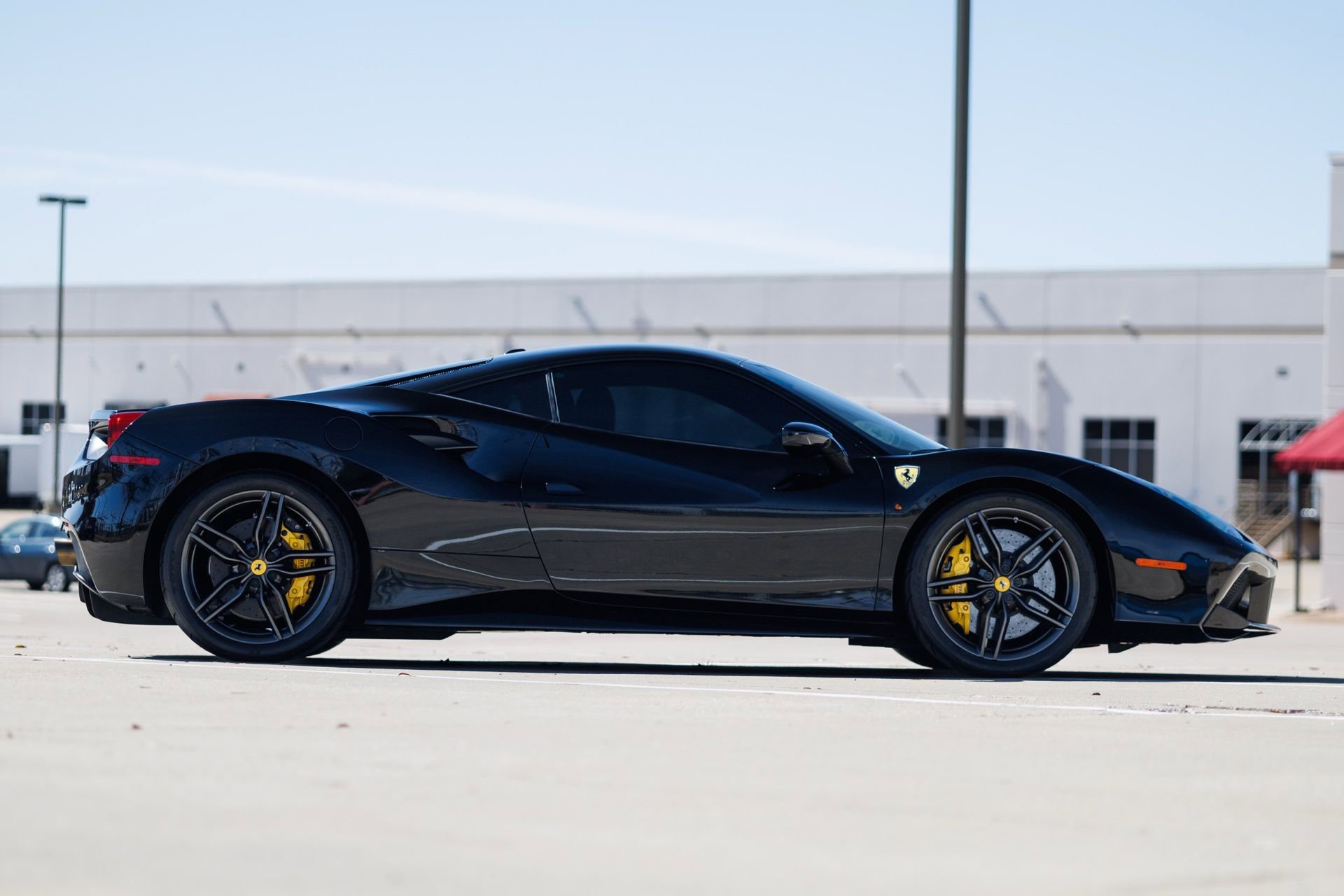 Used 2017 Ferrari 488 GTB image 12