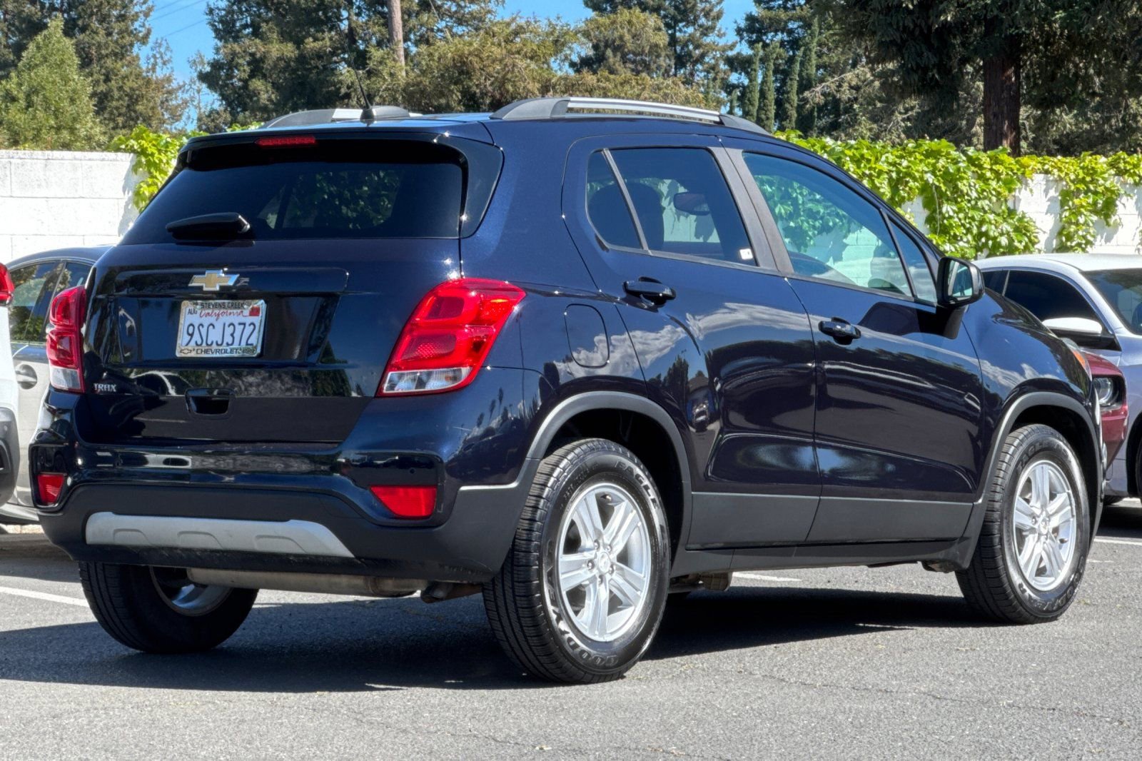 Used 2021 Chevrolet Trax LT w/ Driver Confidence Package image 5