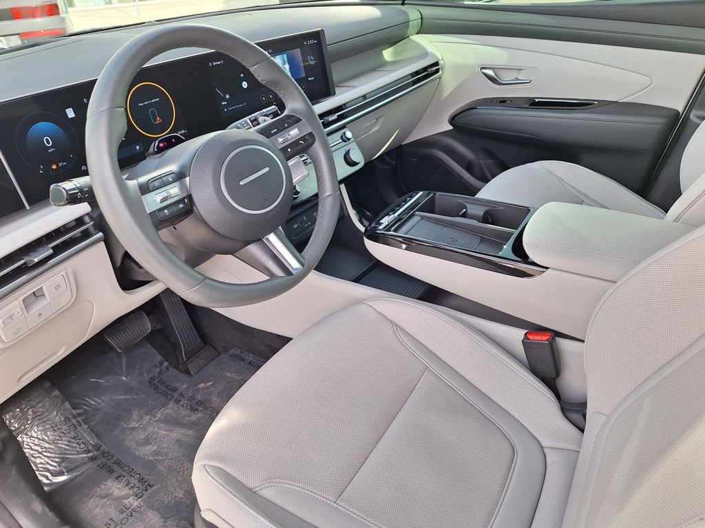 New 2025 Hyundai Tucson Limited image 10