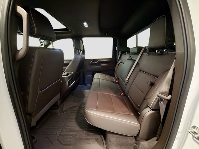 Certified 2025 GMC Sierra 3500 Denali w/ Denali Reserve Package AWD/4WD image 18