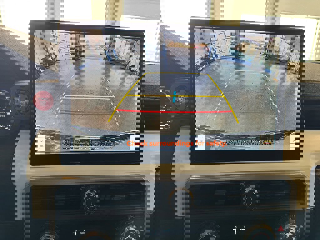 Used 2024 Toyota Tacoma TRD Off-Road image 18