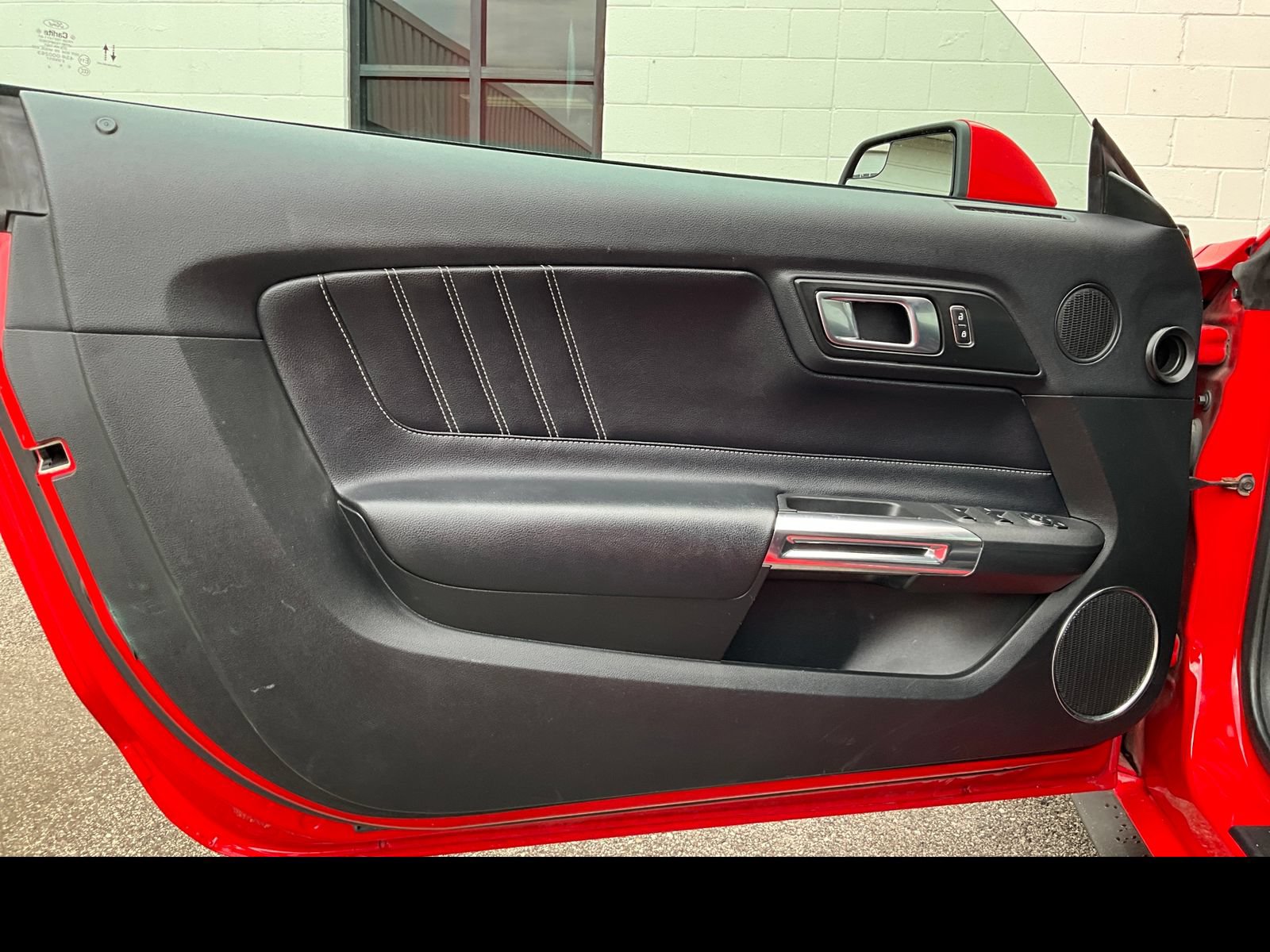Used 2020 Ford Mustang Premium RWD image 24