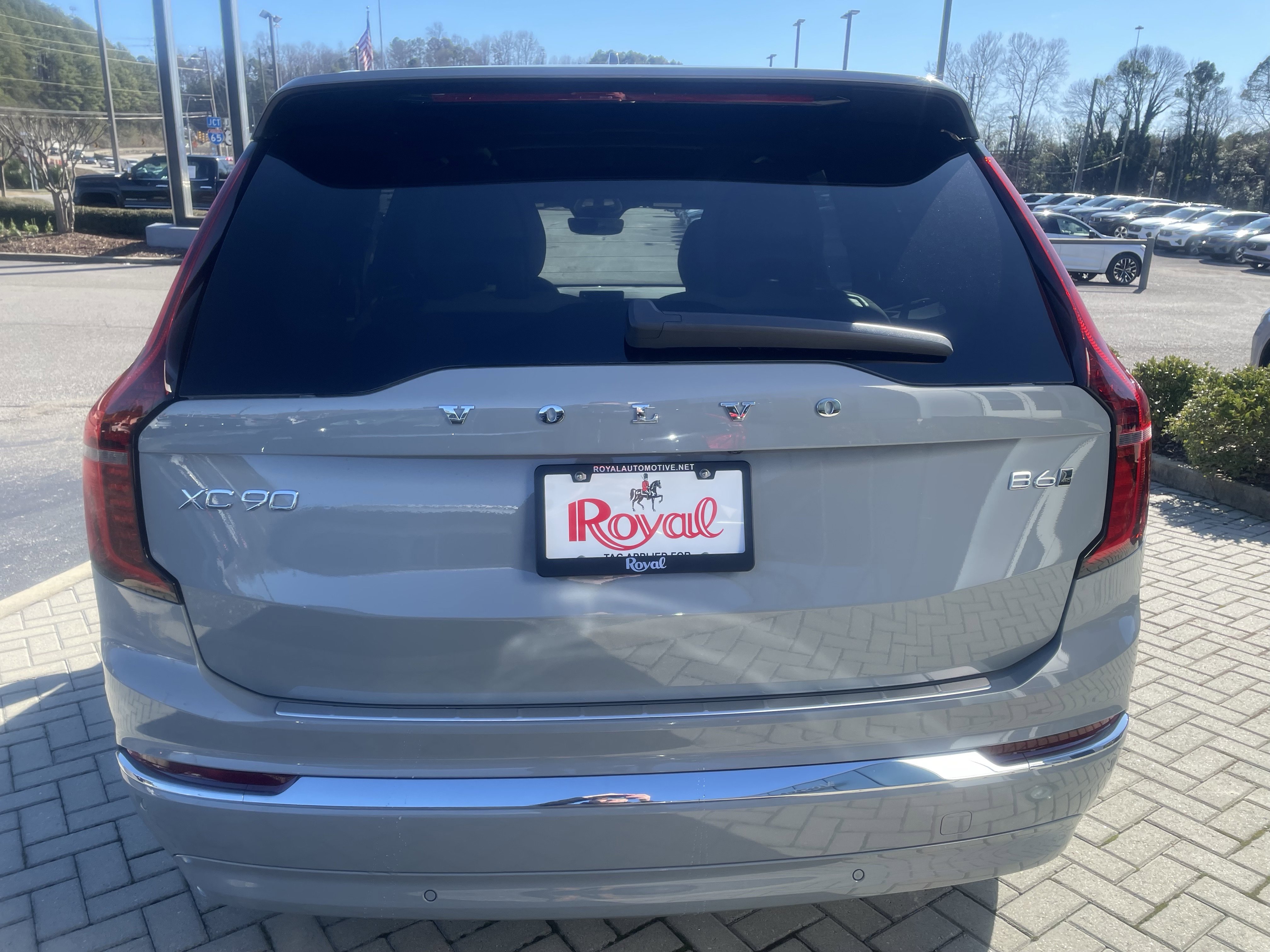 New 2026 Volvo XC90 B6 Plus w/ Protection Package Premier image 5