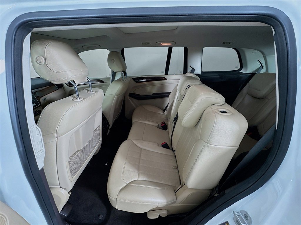 Used 2018 Mercedes-Benz GLS 450 4MATIC image 26