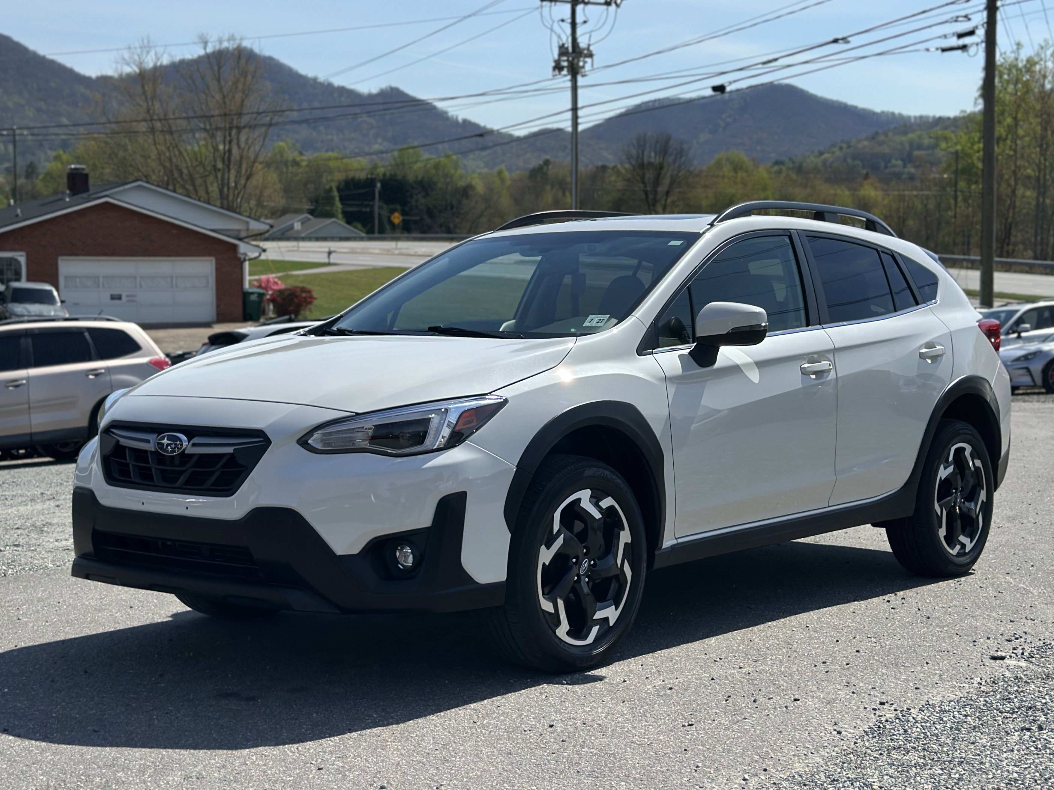 Used 2022 Subaru Crosstrek 2.5i Limited w/ Moonroof Package 2 AWD/4WD image 7