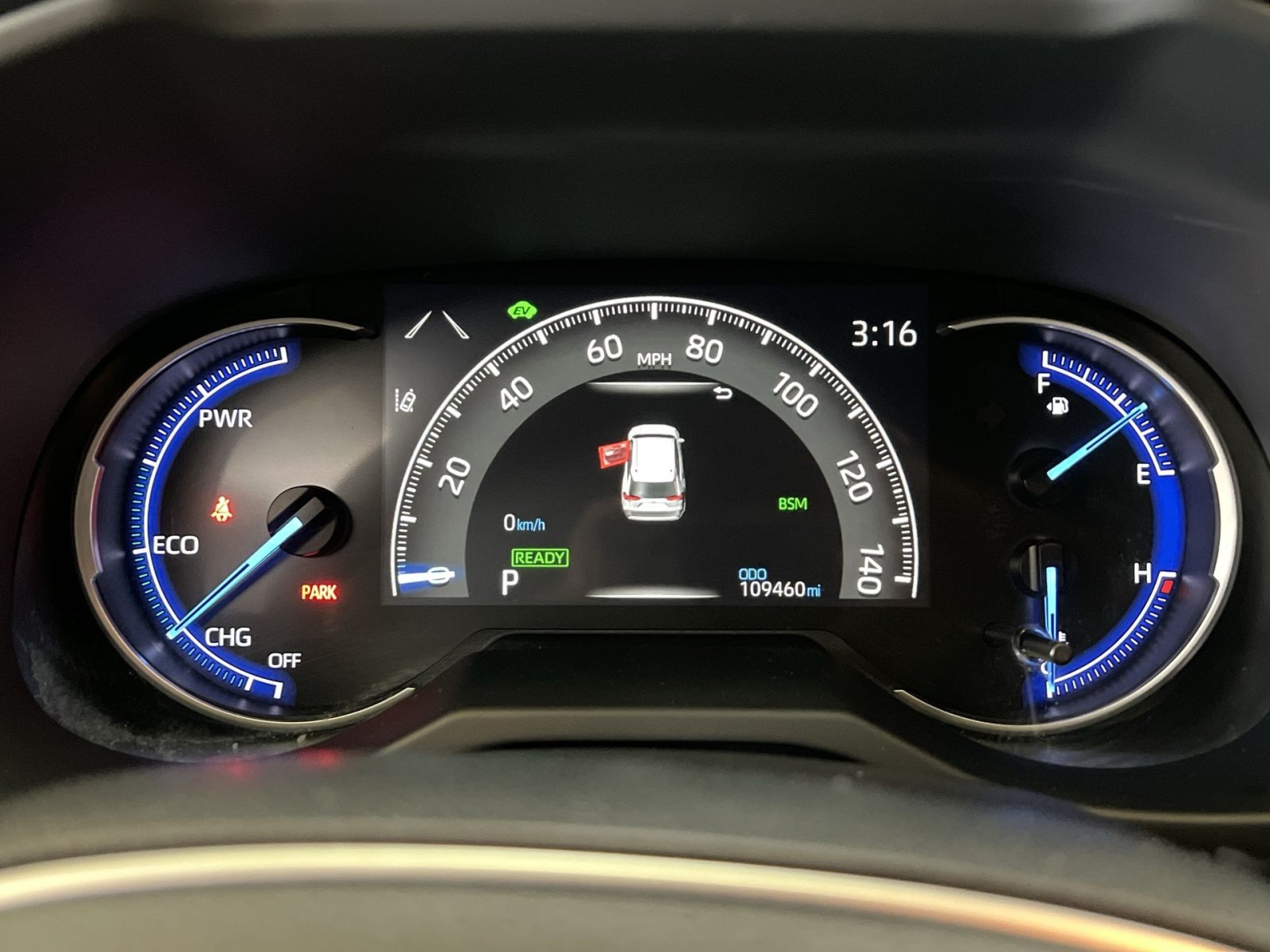 Used 2020 Toyota RAV4 XSE AWD/4WD image 16