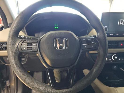 Certified 2025 Honda HR-V LX image 15