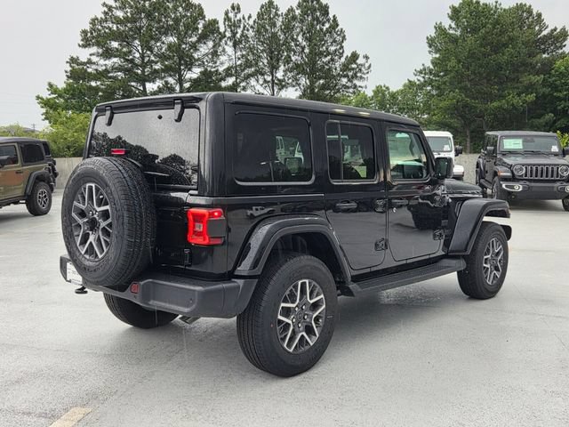 New 2026 Jeep Wrangler Unlimited Sahara AWD/4WD image 9