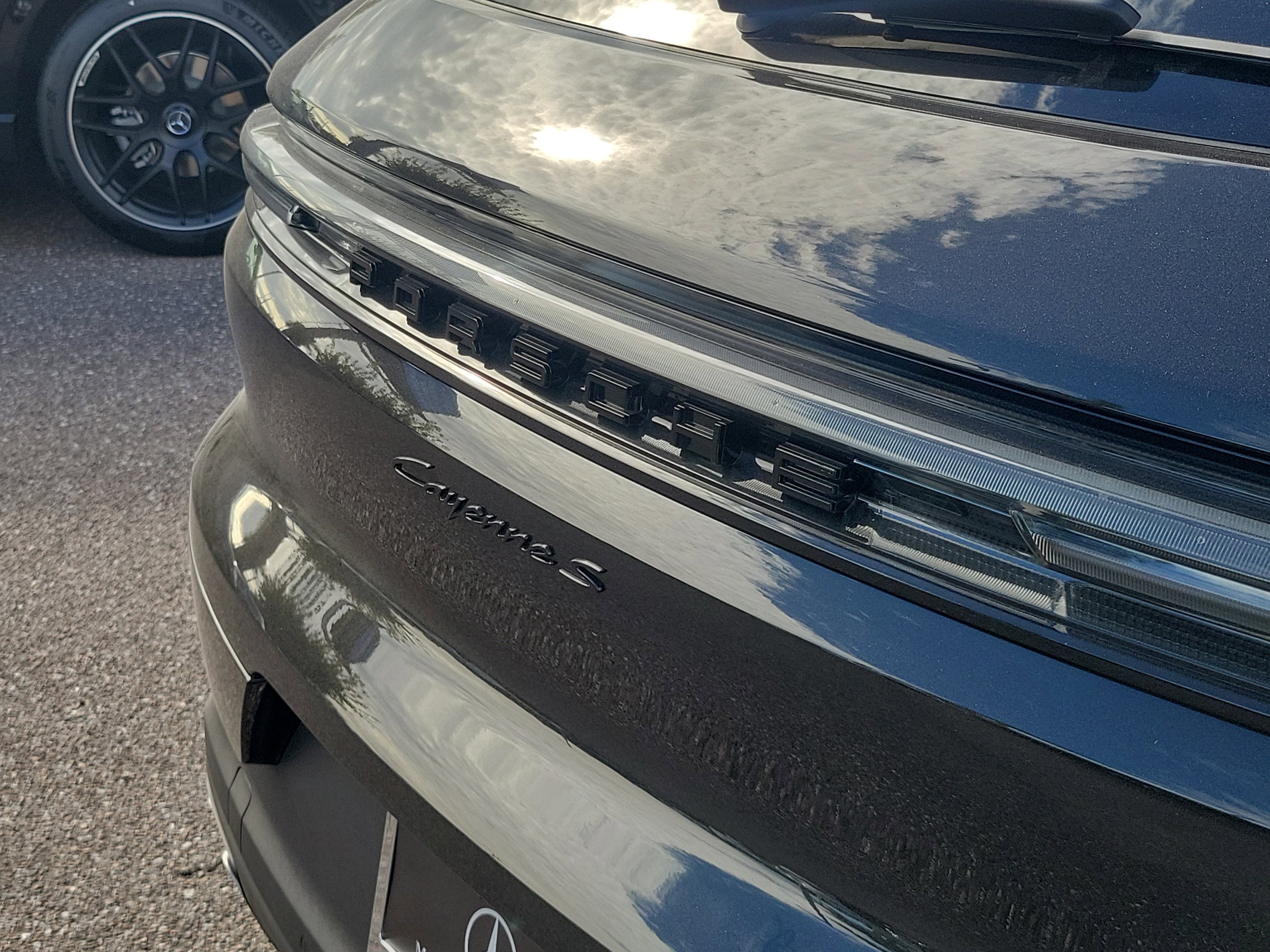 Used 2024 Porsche Cayenne S image 6