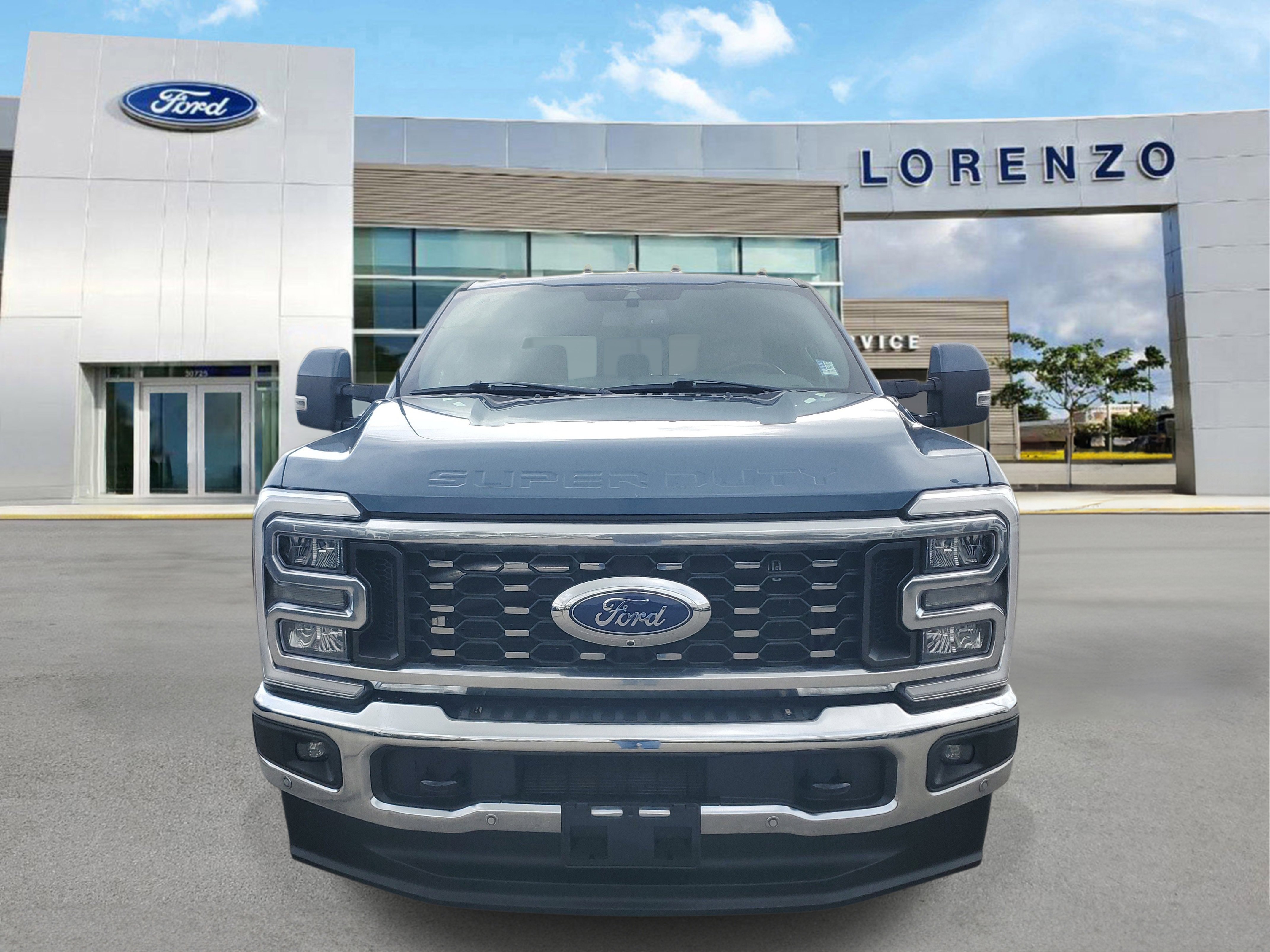 Used 2023 Ford F350 Lariat w/ Lariat Ultimate Package AWD/4WD video 2