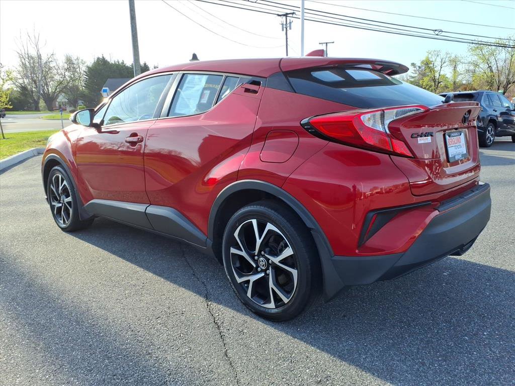 Used 2022 Toyota C-HR XLE image 12