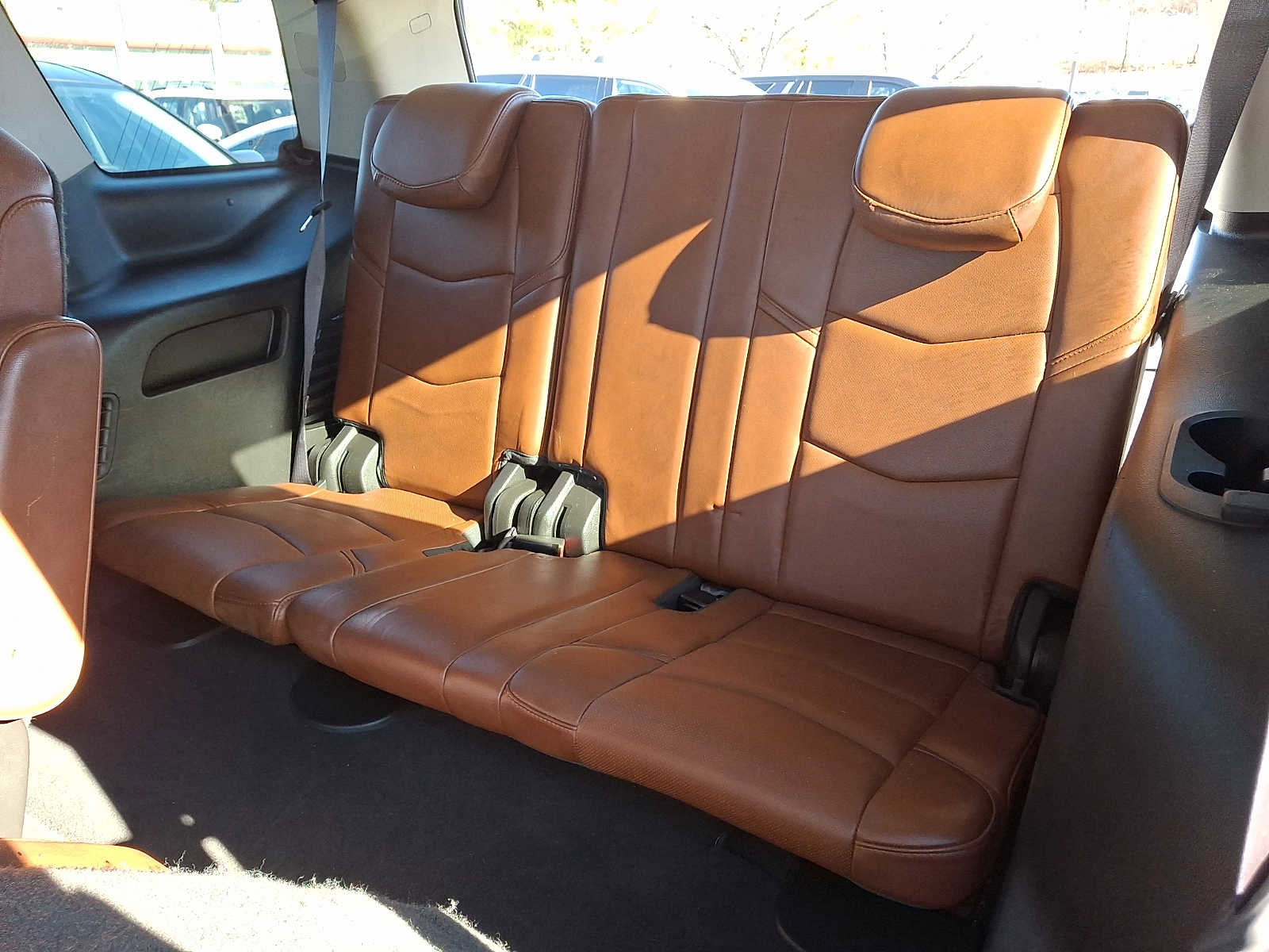 Used 2017 Cadillac Escalade Premium Luxury image 9