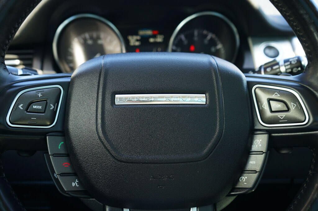 Used 2013 Land Rover Range Rover Evoque Pure Plus AWD/4WD image 24