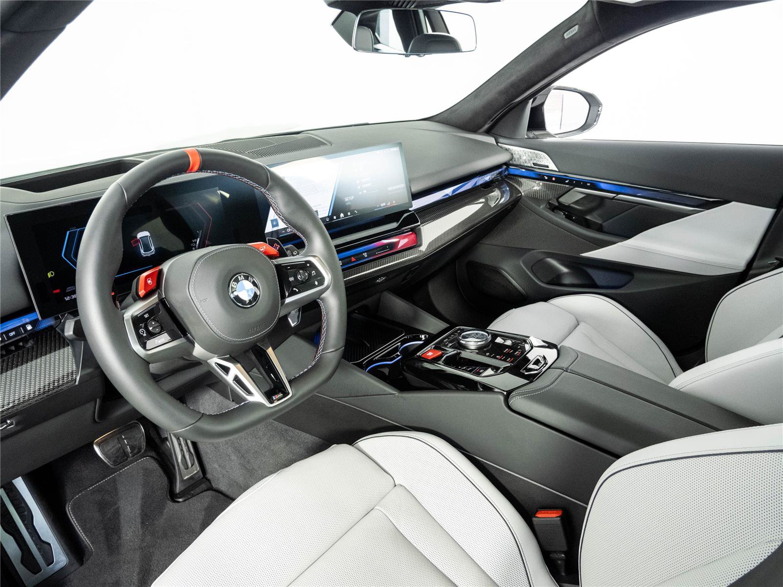 Used 2026 BMW M5 Touring w/ M Driver's Package AWD/4WD image 4