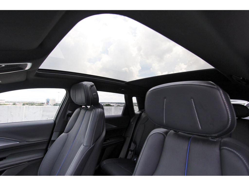 New 2027 Cadillac Lyriq Luxury RWD image 23