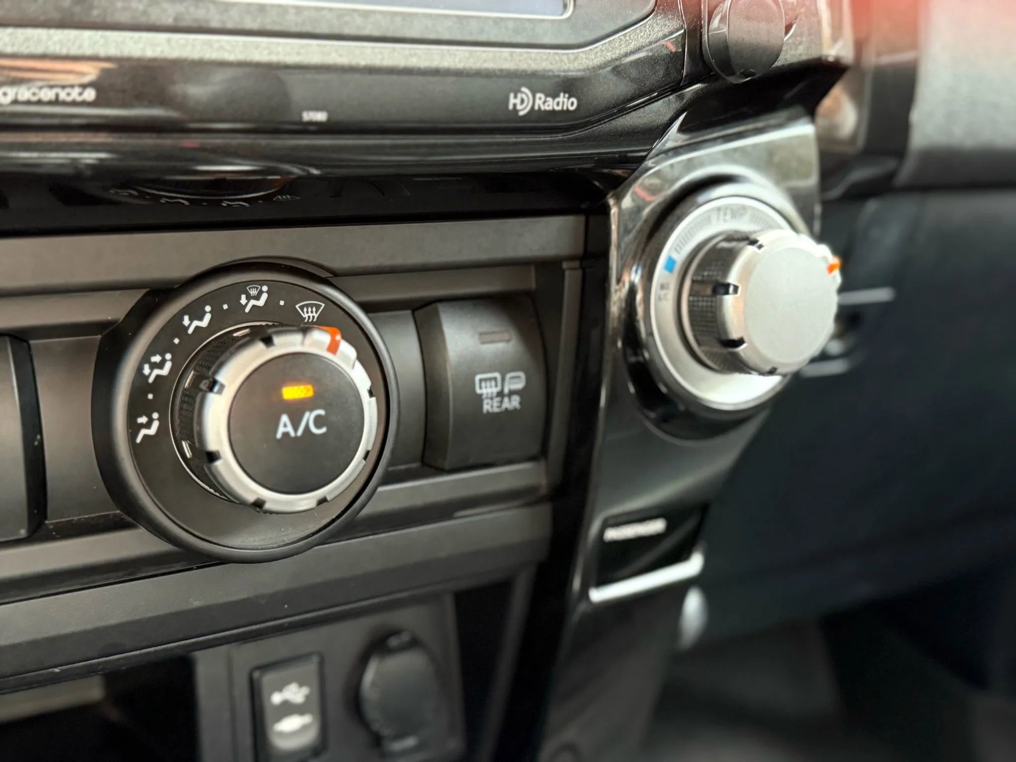 Used 2015 Toyota 4Runner TRD Pro image 38