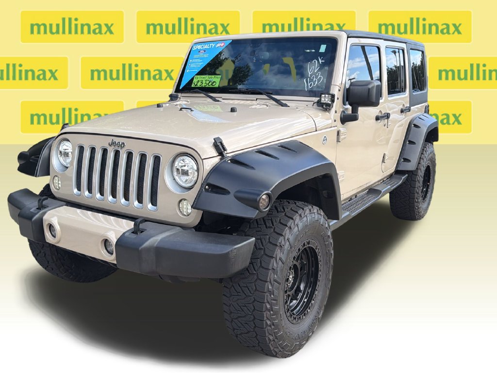 Used 2016 Jeep Wrangler Unlimited Sahara w/ Max Tow Package AWD/4WD image 13