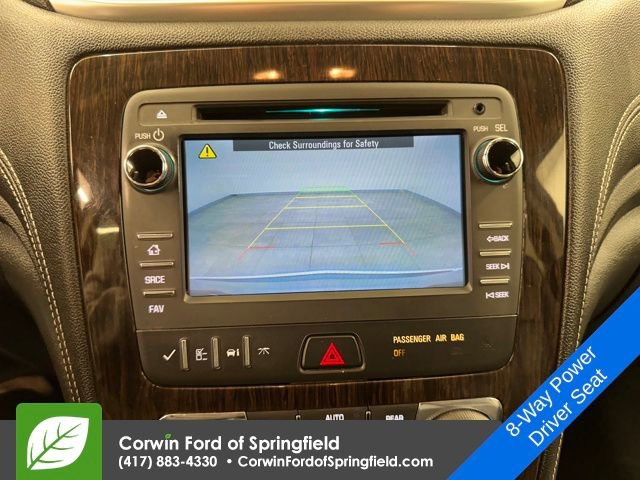 Used 2017 Chevrolet Traverse LT image 25