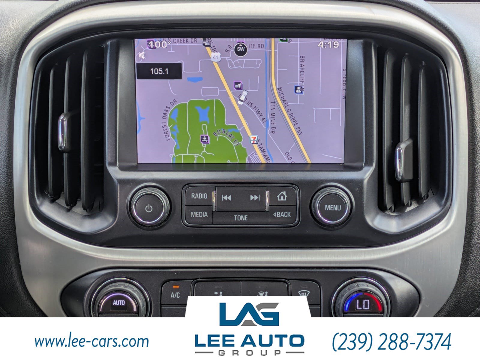 Used 2015 GMC Canyon SLT w/ Driver Alert Package RWD image 14