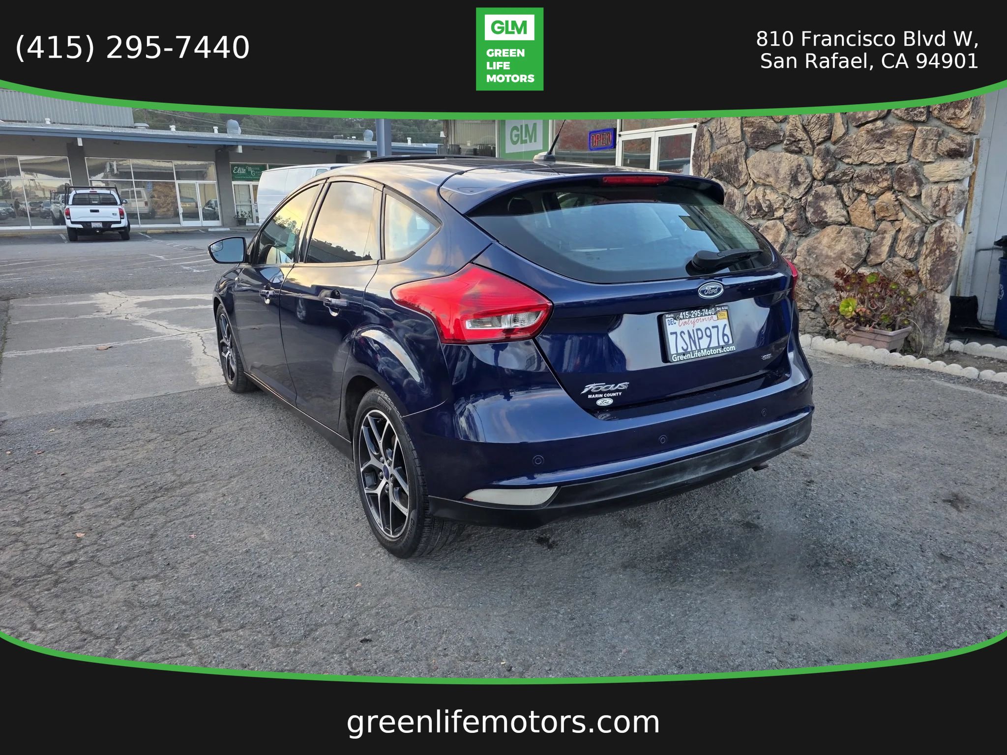 Used 2017 Ford Focus SEL w/ Cold Weather Package image 6
