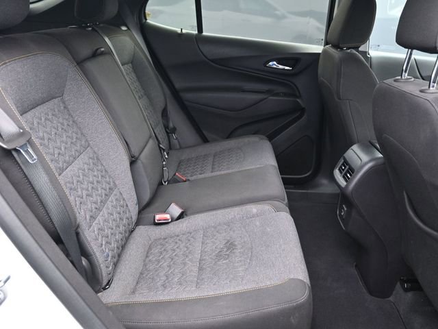 Used 2024 Chevrolet Equinox LT image 32