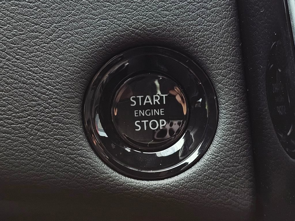 New 2026 Nissan Armada SL image 10