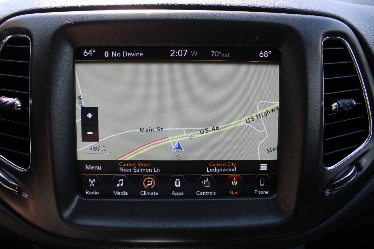 Used 2017 Jeep Compass Trailhawk w/ Navigation Group AWD/4WD image 43