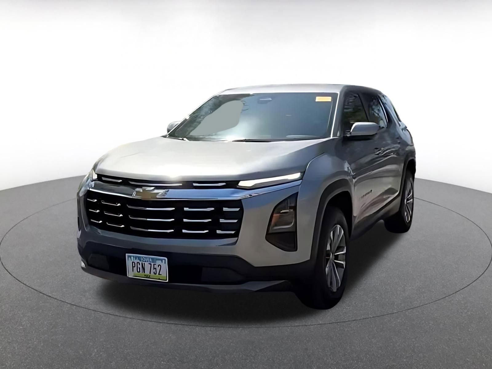Used 2025 Chevrolet Equinox LT FWD image 6
