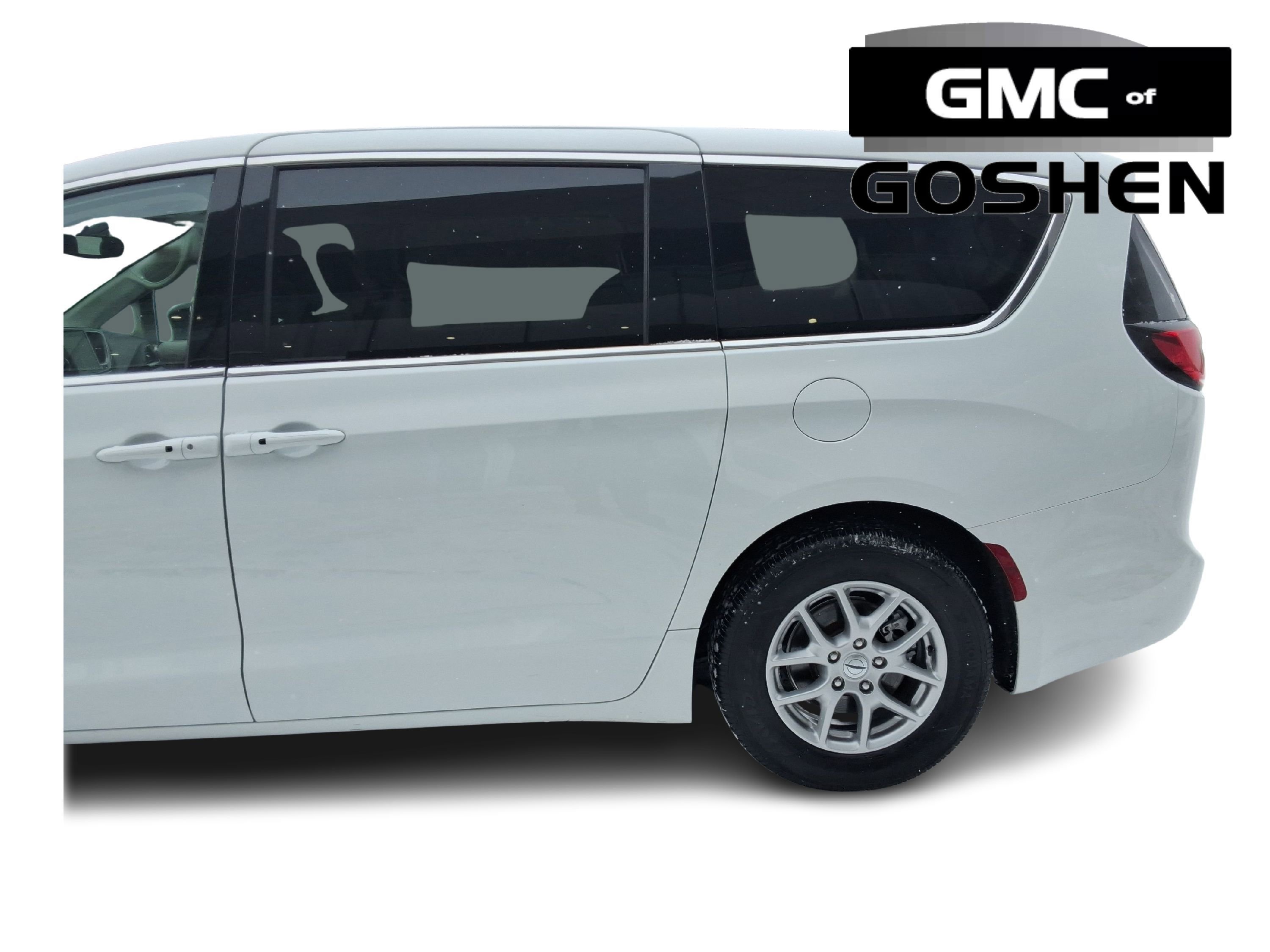 Used 2024 Chrysler Pacifica Touring-L image 6