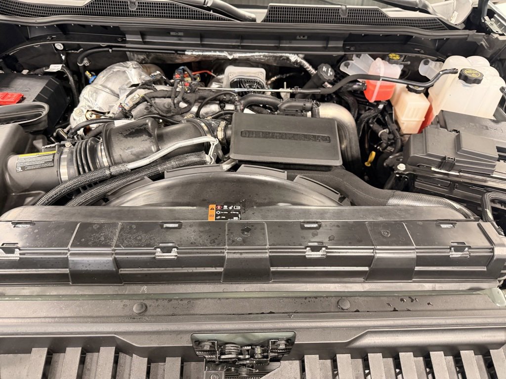 Used 2025 Chevrolet Silverado 2500 LT image 38