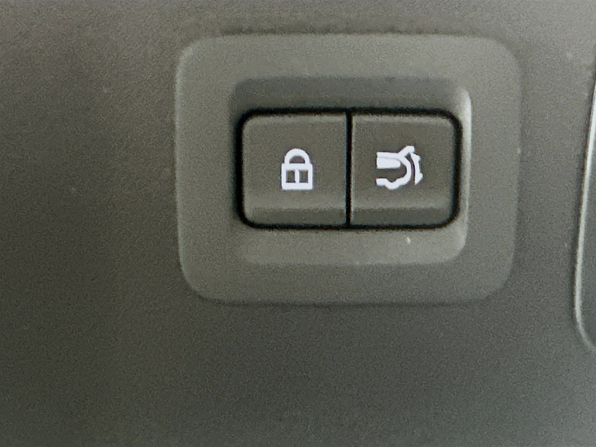 Used 2024 MAZDA CX-90 Plug-In Hybrid w/ Preferred image 30