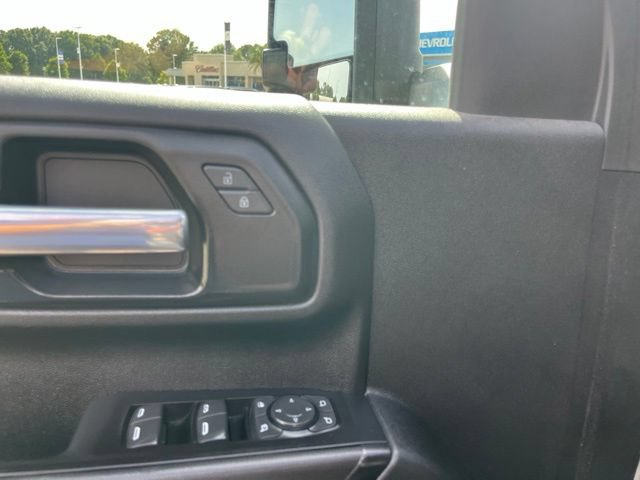Used 2025 Chevrolet Silverado 2500 Custom w/ Custom Value Package AWD/4WD image 11