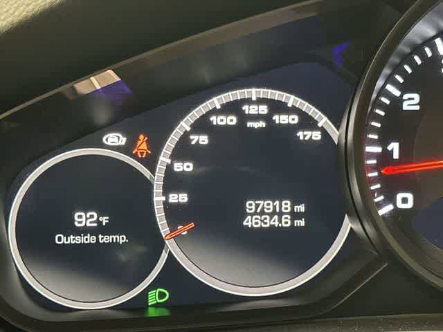 Used 2019 Porsche Cayenne AWD/4WD image 16