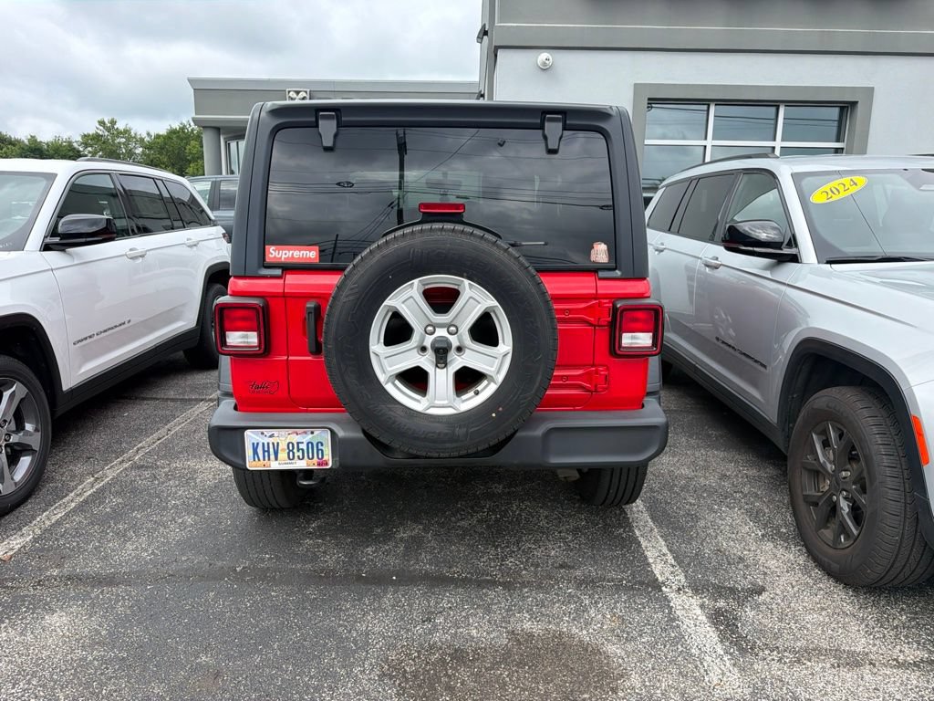 Used 2021 Jeep Wrangler Sport AWD/4WD image 5
