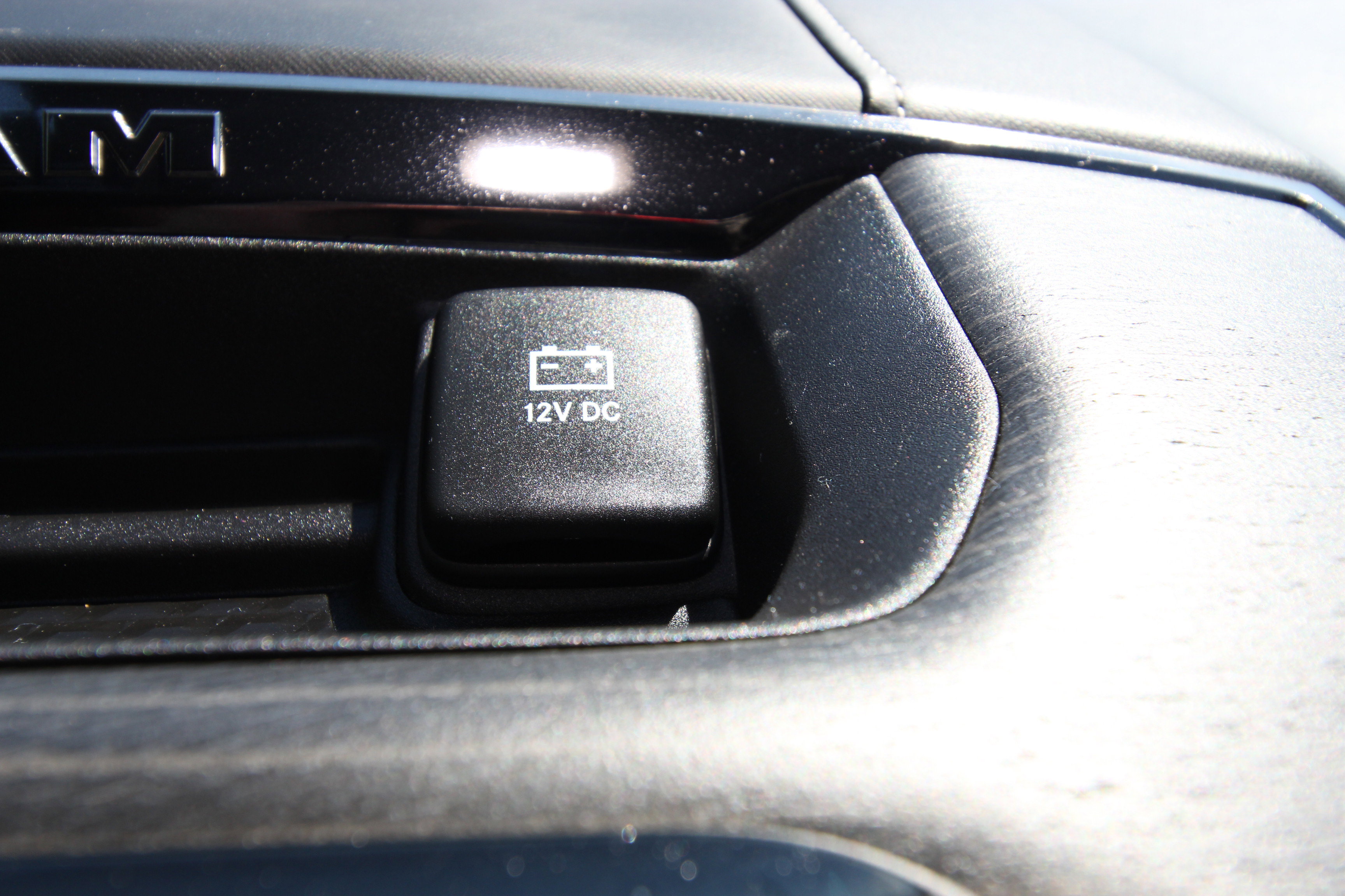 Certified 2024 RAM 3500 Limited image 32