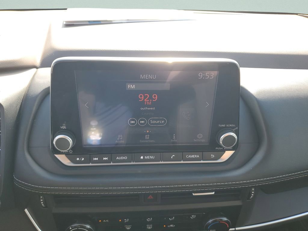 Used 2023 Nissan Rogue S image 21