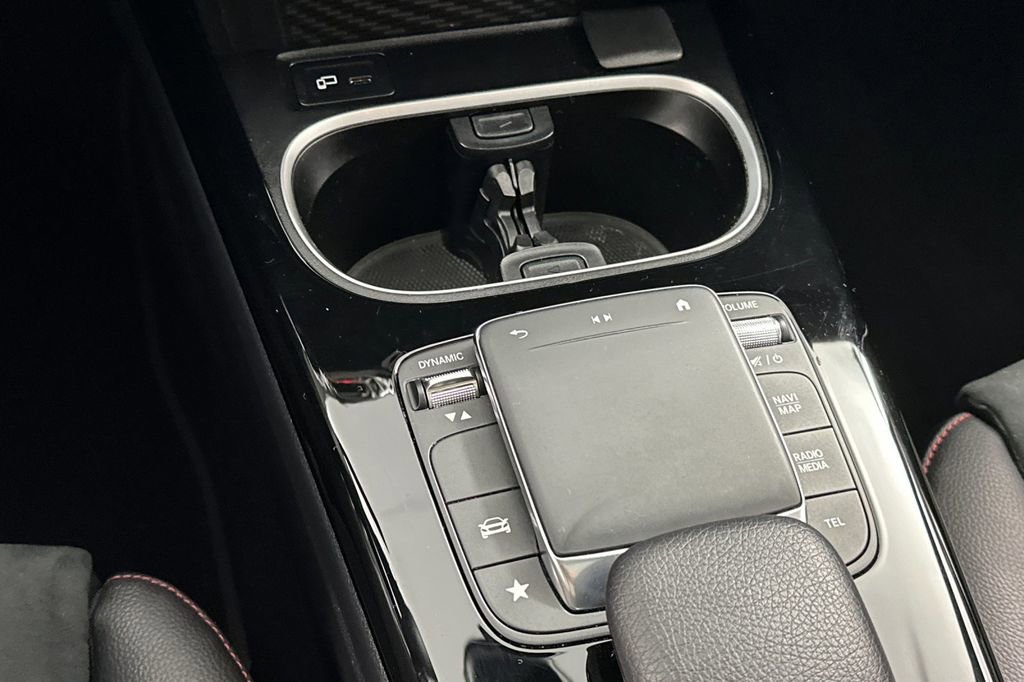 Used 2023 Mercedes-Benz CLA 250 image 37