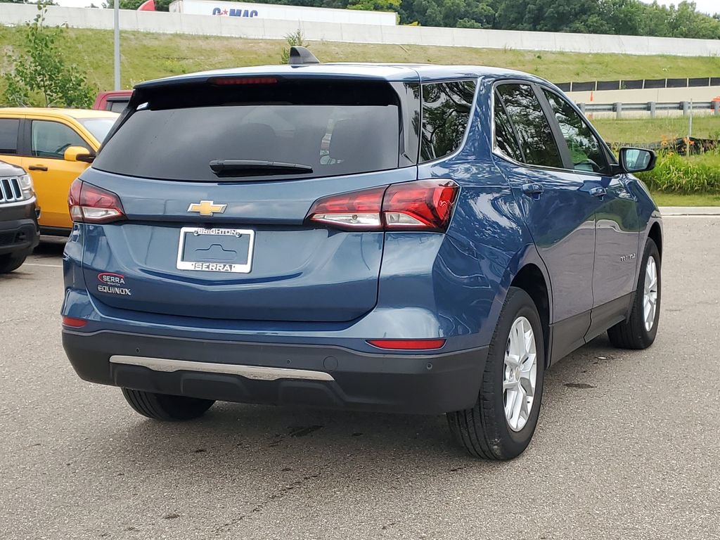 Used 2024 Chevrolet Equinox LT w/ LPO, Floor Liner Package FWD image 3