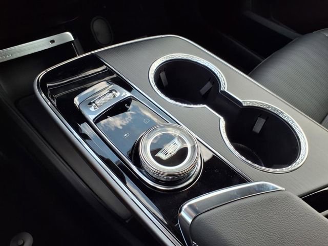 New 2025 Cadillac Lyriq Luxury w/ LPO, Floor Liner Package image 33