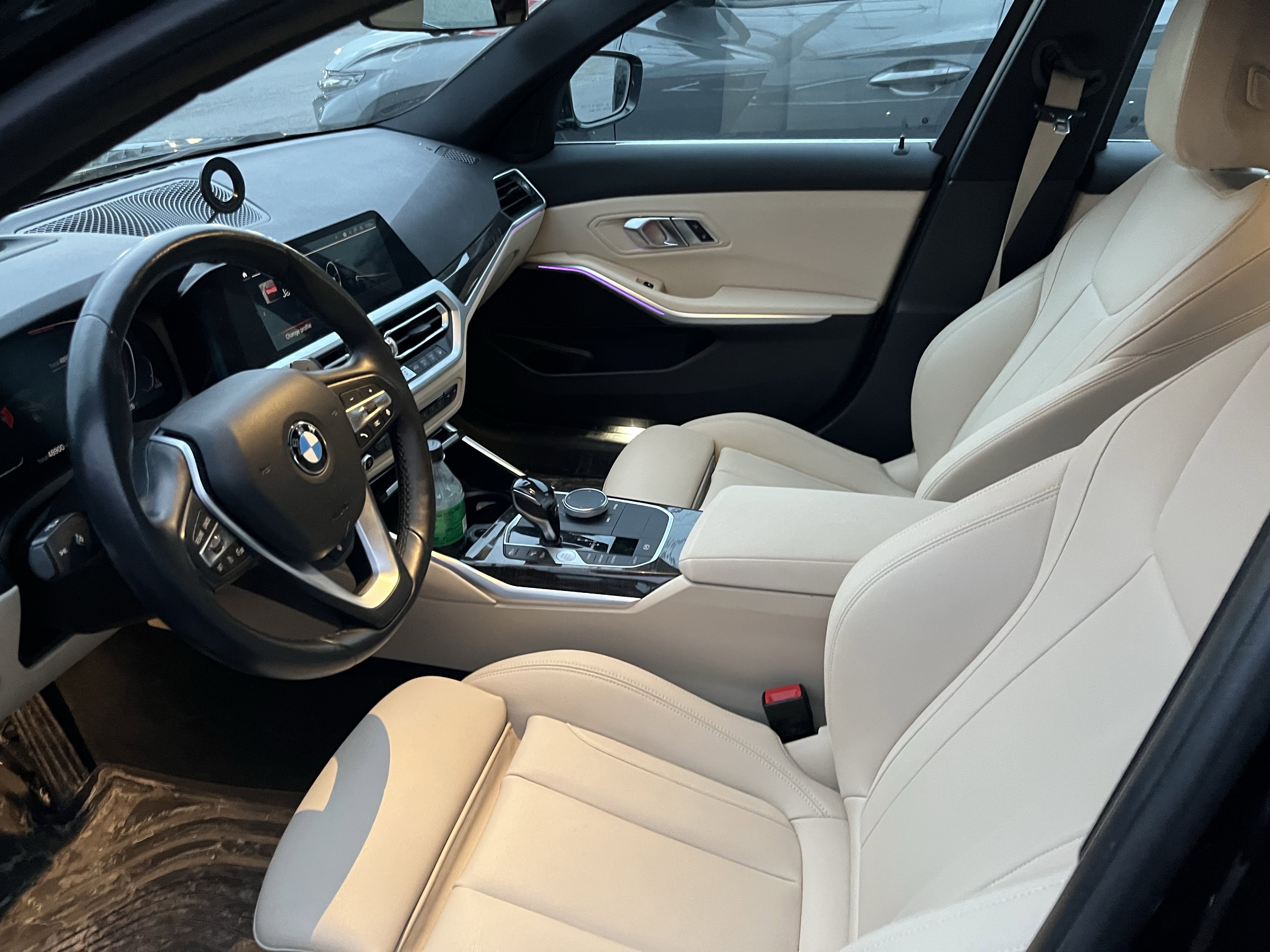 Used 2020 BMW 330i xDrive 330i xDrive w/ Premium Package image 16