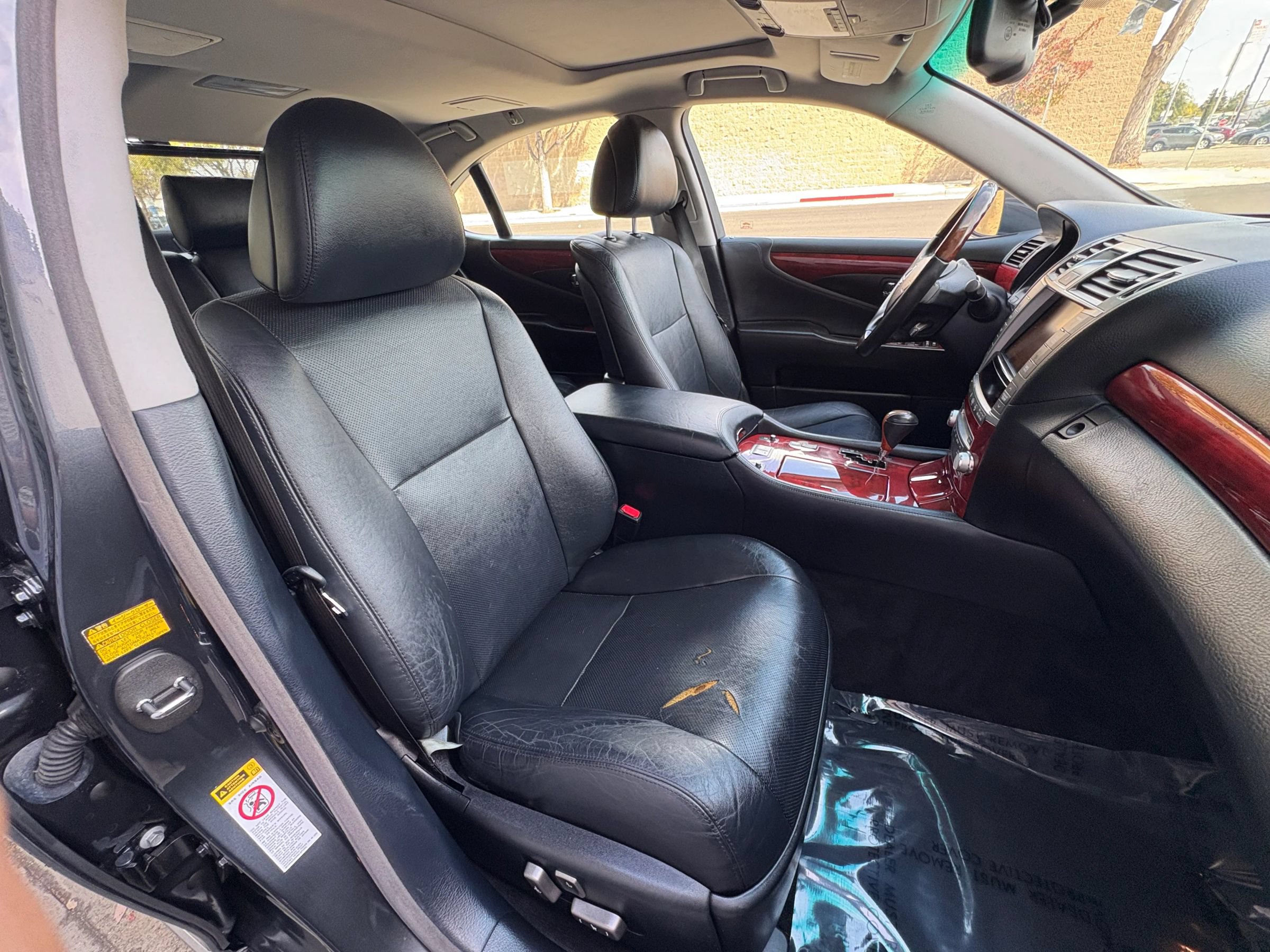Used 2010 Lexus LS 460 w/ Comfort Pkg RWD image 13